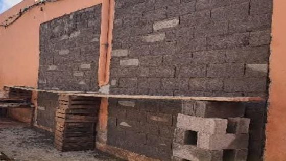 إغلاق مفاجئ لجناح بيع السمك في الشماعية يشعل غضب التجار والمواطنين