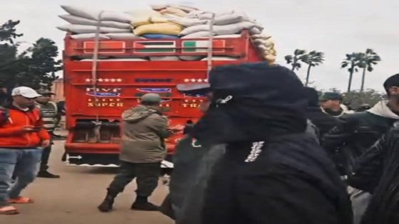 حادثة سير بسبت الدويب باقليم الجديدة شاحنة تتسبب في دهس طفلة وترسل والدتها في حالة حر-جة الى مستشفى محمد الخامس