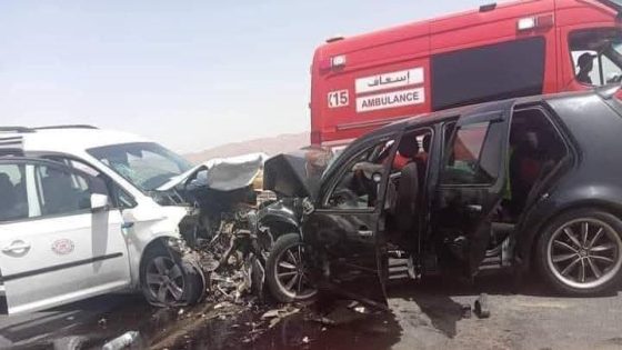 حادثة سير خطيرة بعد اصطدام بين سيارة وطاكسي كبير على الطريق الجهوية قرب الزمامرة