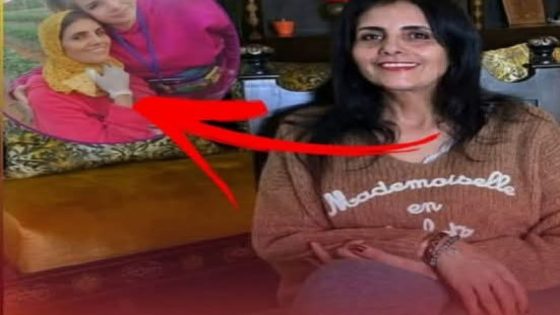 حقيقة صورة الفنانة المغربية فاطمة عاطف في حقل الفراولة