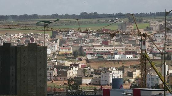 مهرجان فوق الأطلال: سيدي طيبي تحتفل وسط طرق متآكلة ومعاناة يومية