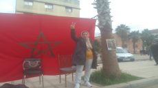 موظفة مؤقتة بالخميسات تعتصم احتجاجًا على طردها وتطالب بإنصافها